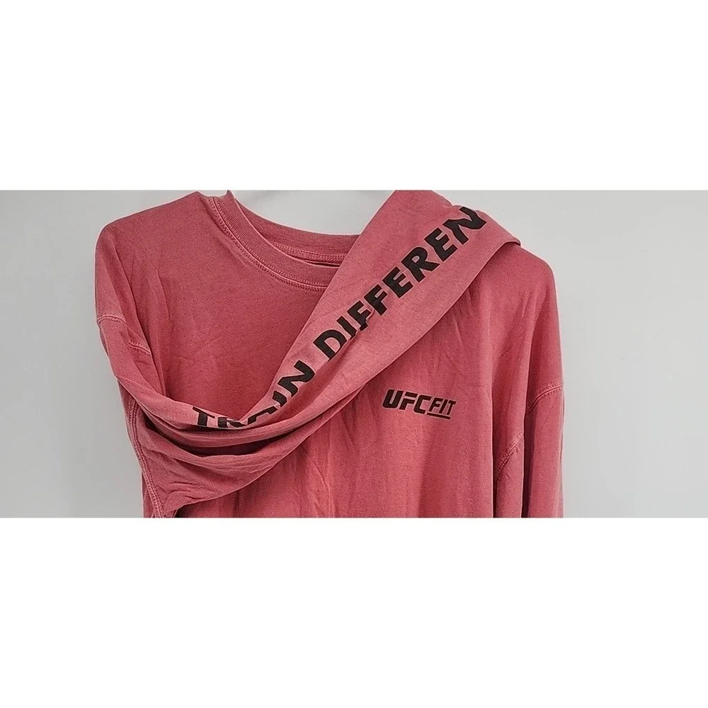 UFC Fit Mens Large Long Sleeve Graphic T-Shirt Red Train Different Cotton LG - Picture 3 of 7